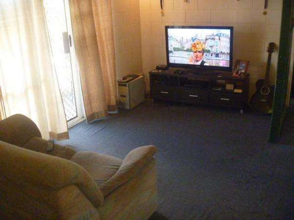 4/2 Mayers Street, Manunda - Thumbnail 3