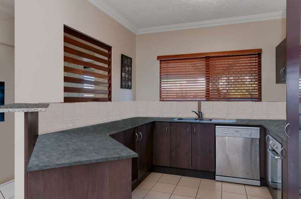 128/2 Rigg Street, Woree - Thumbnail 2