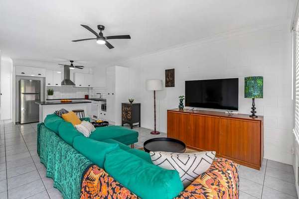 5/527-529 Varley Street, Yorkeys Knob - Thumbnail 3