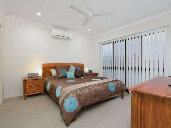 15 Laguna Ave, Redlynch - Thumbnail 8