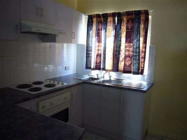 8/5 Balaclava Road, Earlville - Thumbnail 6