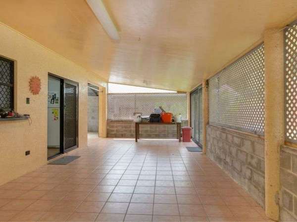 71 Barnard Drive, Mount Sheridan - Thumbnail 4
