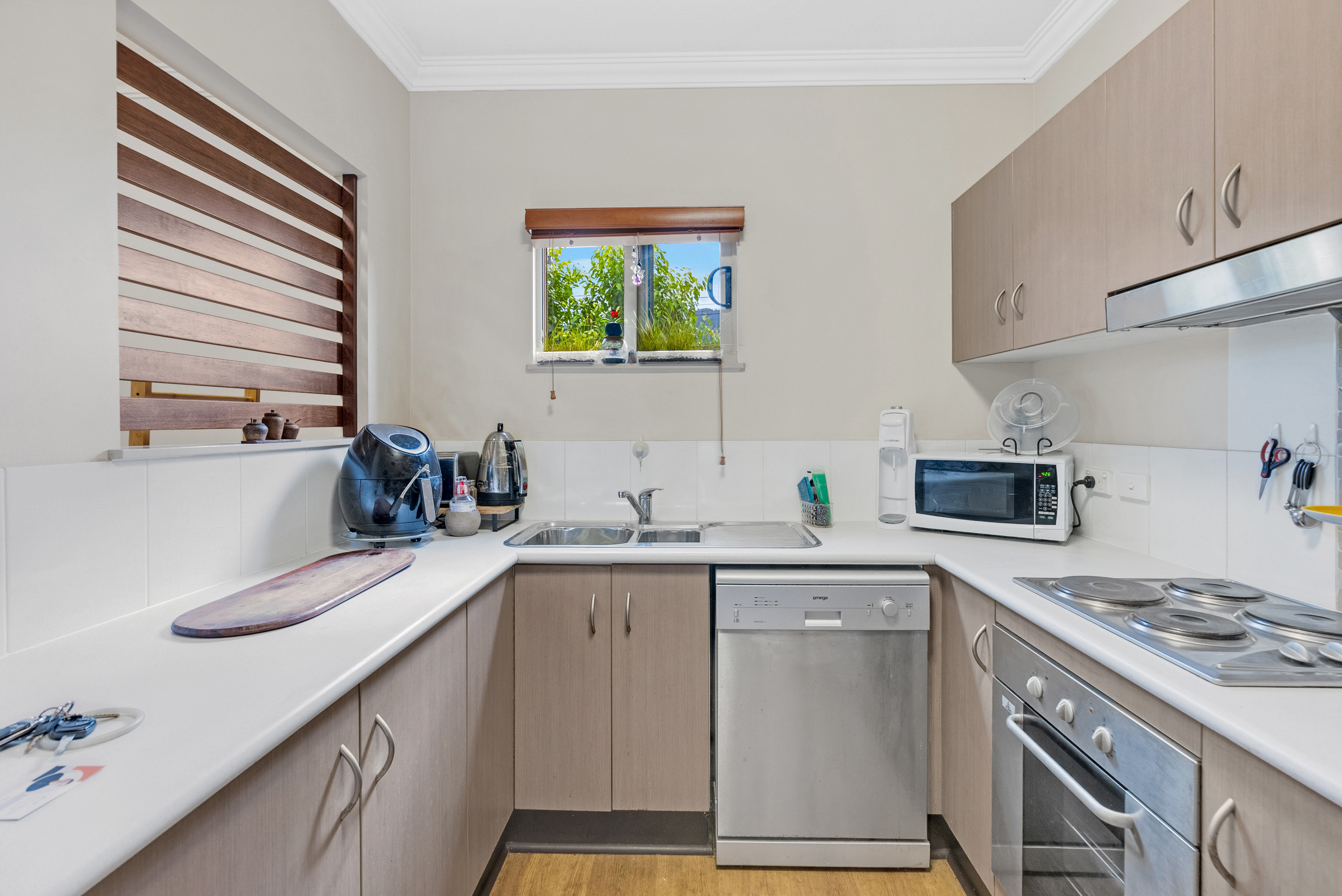 106/22 Ward Street, Mooroobool - Thumbnail 5