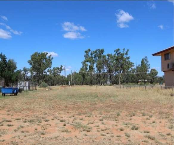 10 CYPRESS STREET, Charleville - Image 1