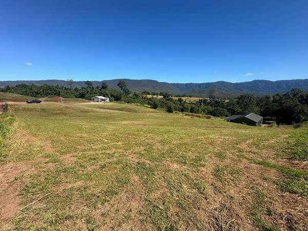 6 Caprice Place, Goldsborough - Thumbnail 4