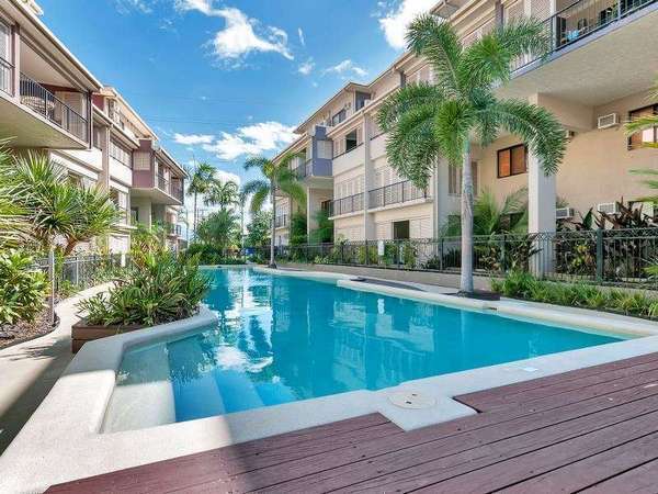 2/128 RIGG STREET, Woree - Thumbnail 3