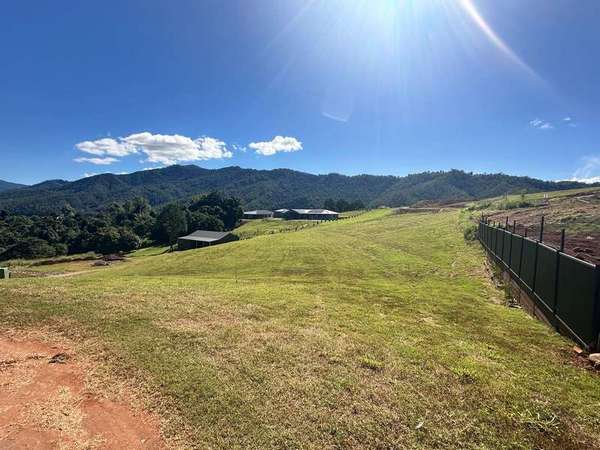6 Caprice Place, Goldsborough - Thumbnail 5