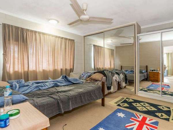 8/101 Mann Street, Westcourt - Thumbnail 3