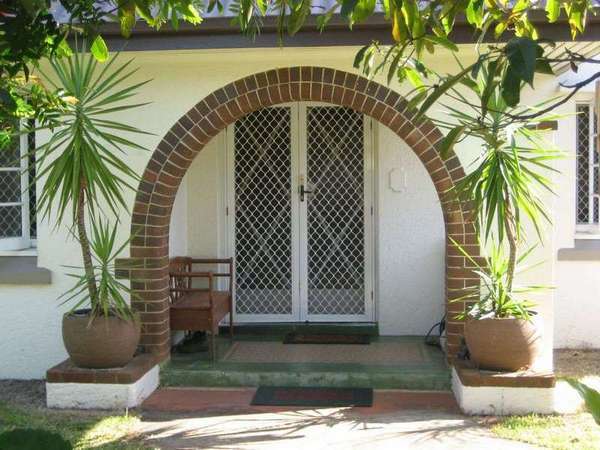 91 Digger St, Cairns North - Thumbnail 2