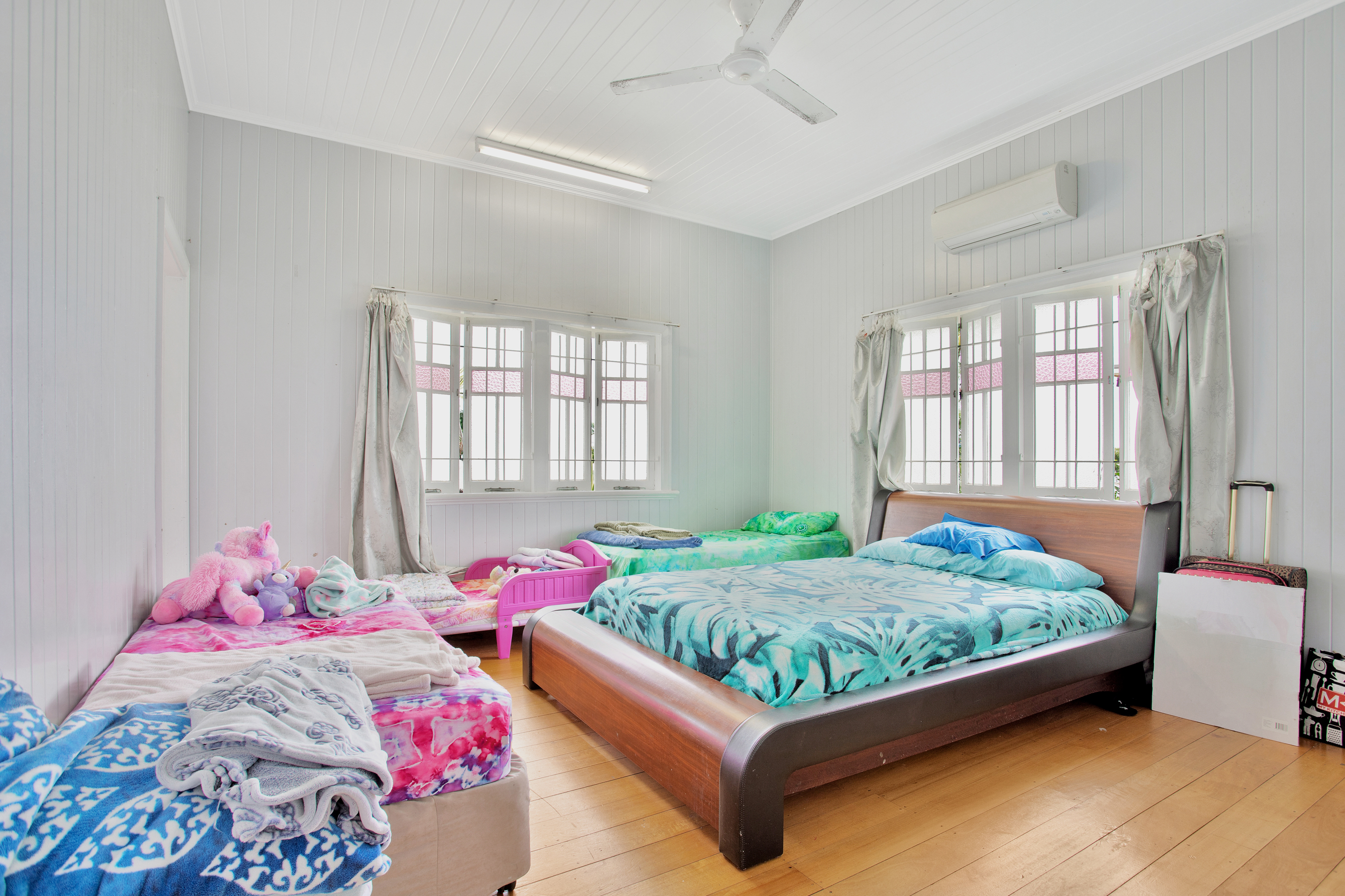 24 Joan Street, Bungalow - Thumbnail 7