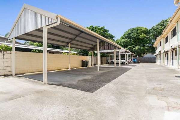 2/177-179 Kamerunga Road, Freshwater - Thumbnail 4