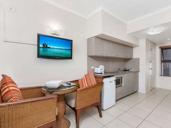 6/3-11 Water Street, Cairns City - Thumbnail 5