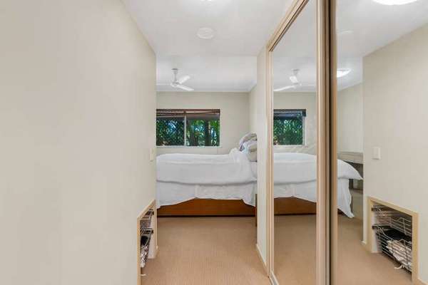 207/12 Gregory Street, Westcourt - Thumbnail 2