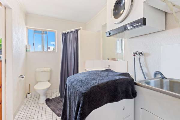 3 and 6/22 Barrett Street, Bungalow - Thumbnail 6