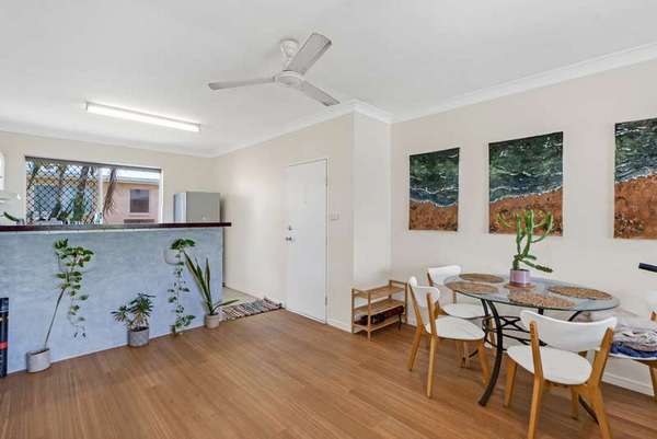 3/8 Springfield Crescent, Manoora - Thumbnail 3