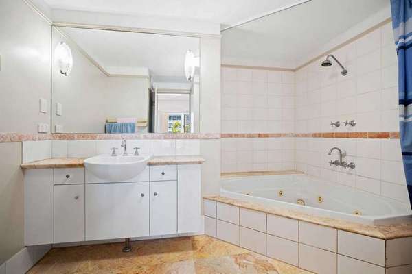 11/73 Spence Street, Cairns City - Thumbnail 8