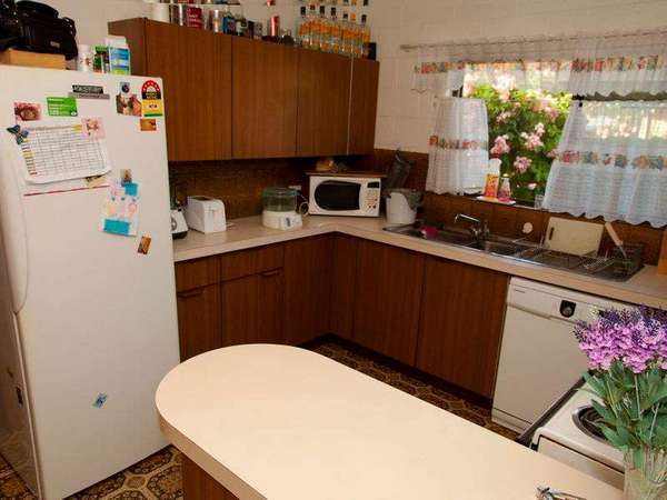 7 Primrose Street, Mooroobool - Thumbnail 6