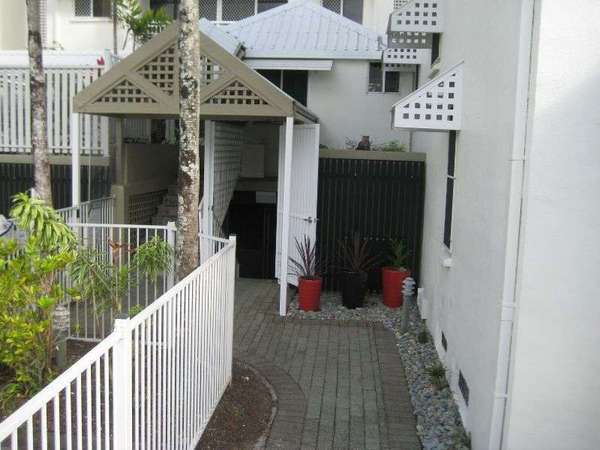15/208 Grafton Street, Cairns North - Thumbnail 3