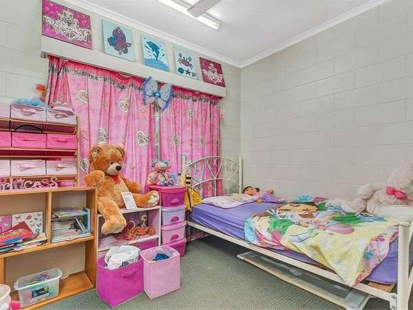 9 Bathurst Drive,, Bentley Park - Thumbnail 6