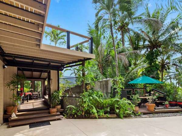 68-70 Cassowary Street, Freshwater - Thumbnail 5