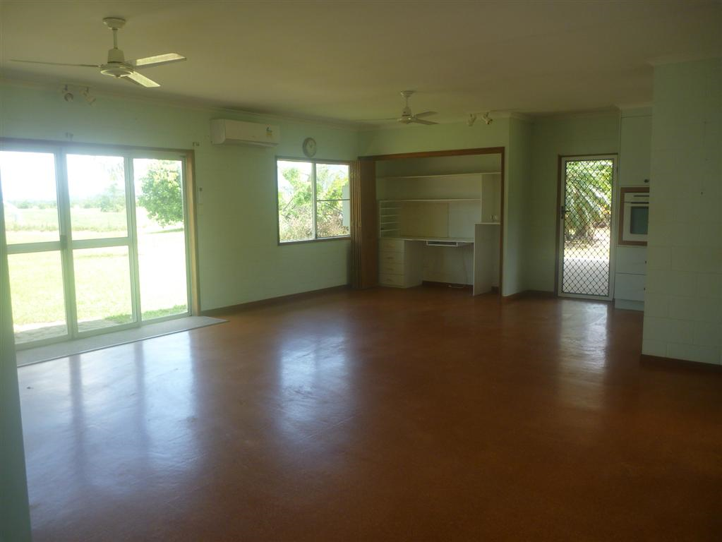360 East Feluga Road, East Feluga - Thumbnail 6