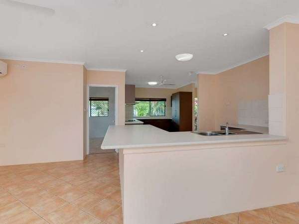 8 Humbolt Cl, Edmonton - Thumbnail 4