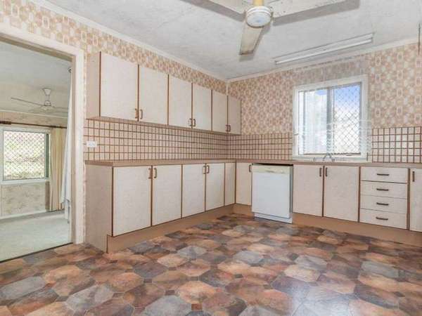 36 Goodwin Street, Edge Hill - Thumbnail 2