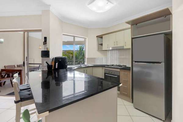 421/12-21 Gregory Street, Westcourt - Thumbnail 4