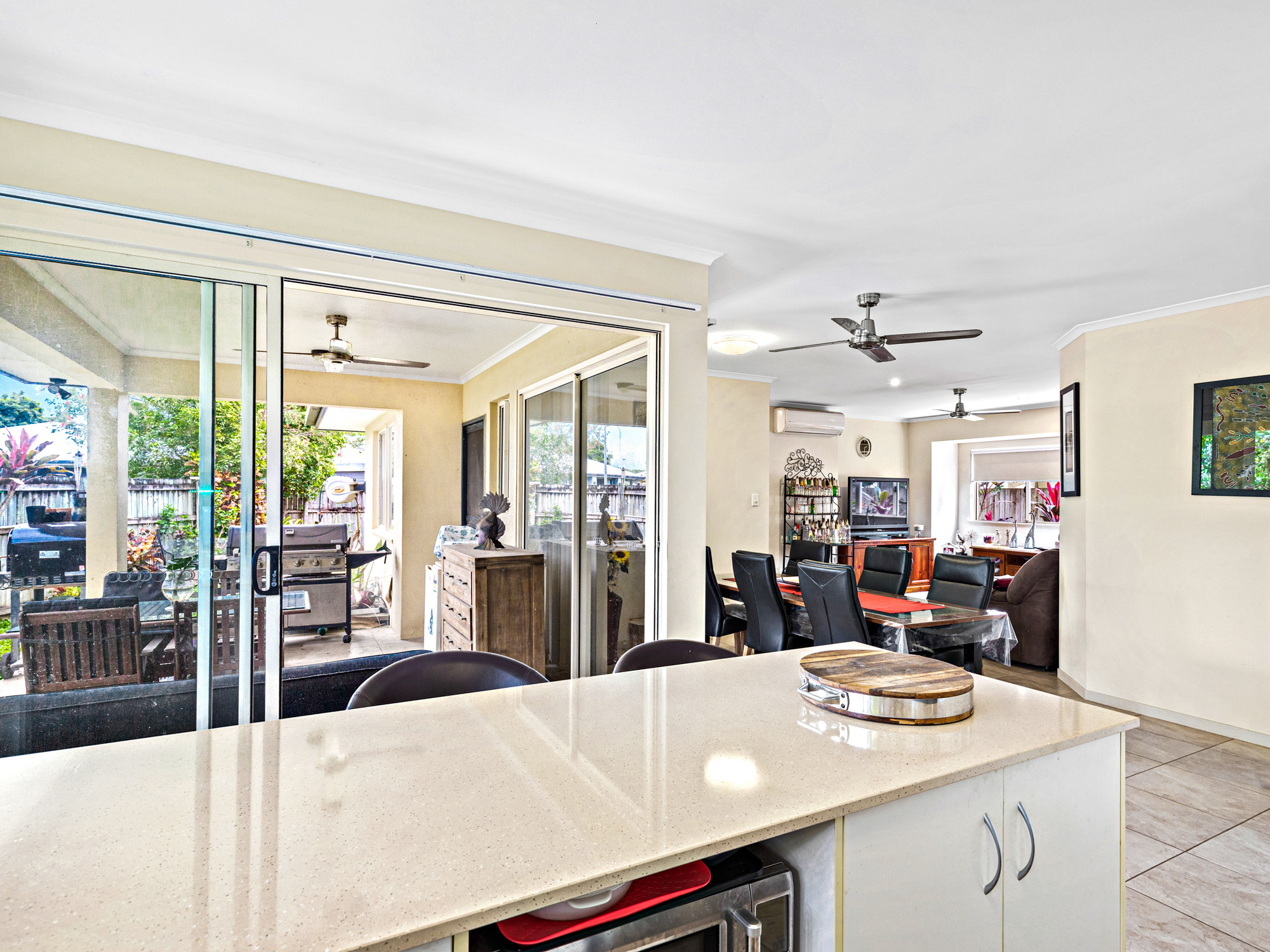55 Carruthers St, Edmonton - Thumbnail 3