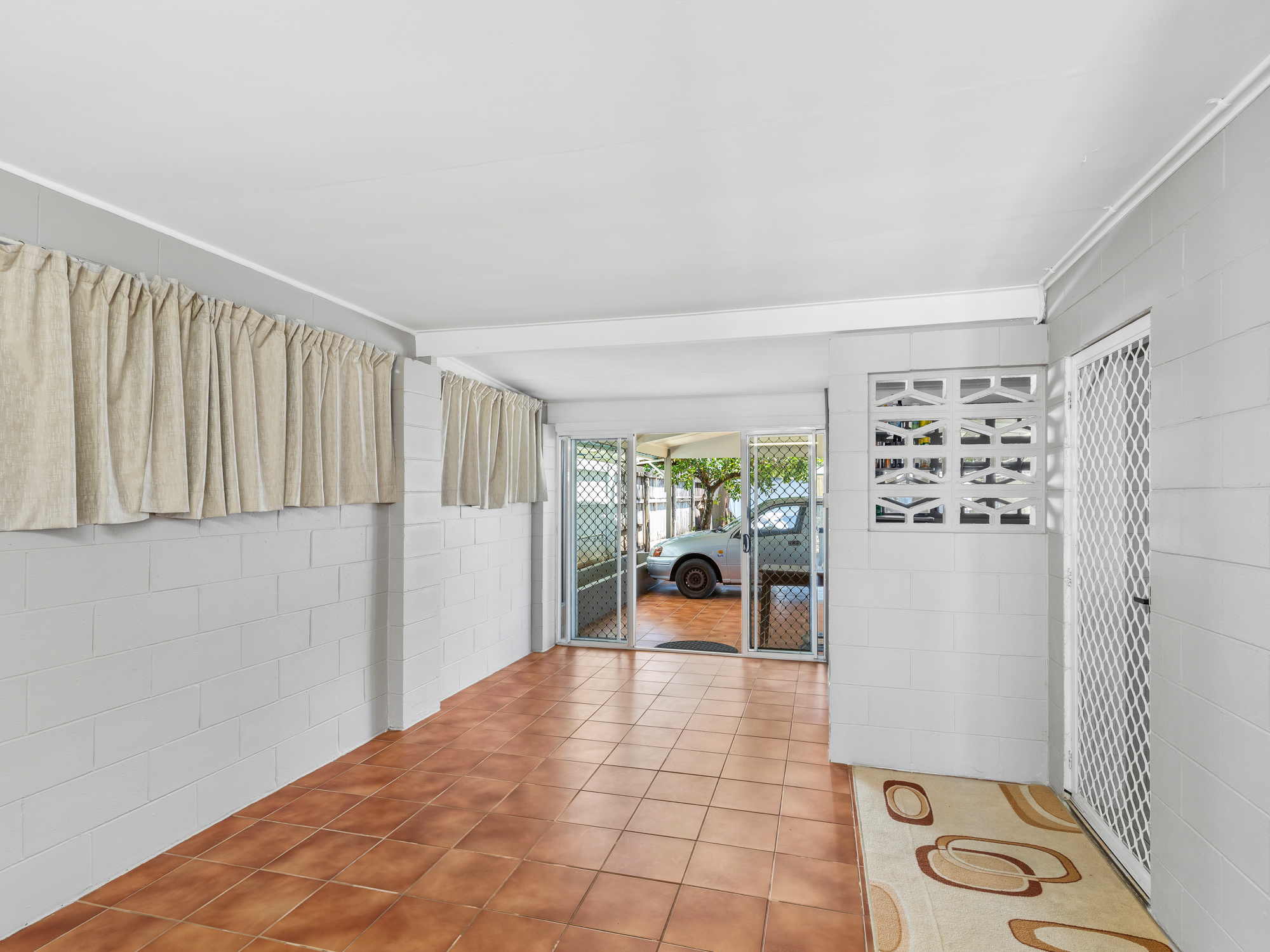 138 Toogood Road, Bayview Heights - Thumbnail 6