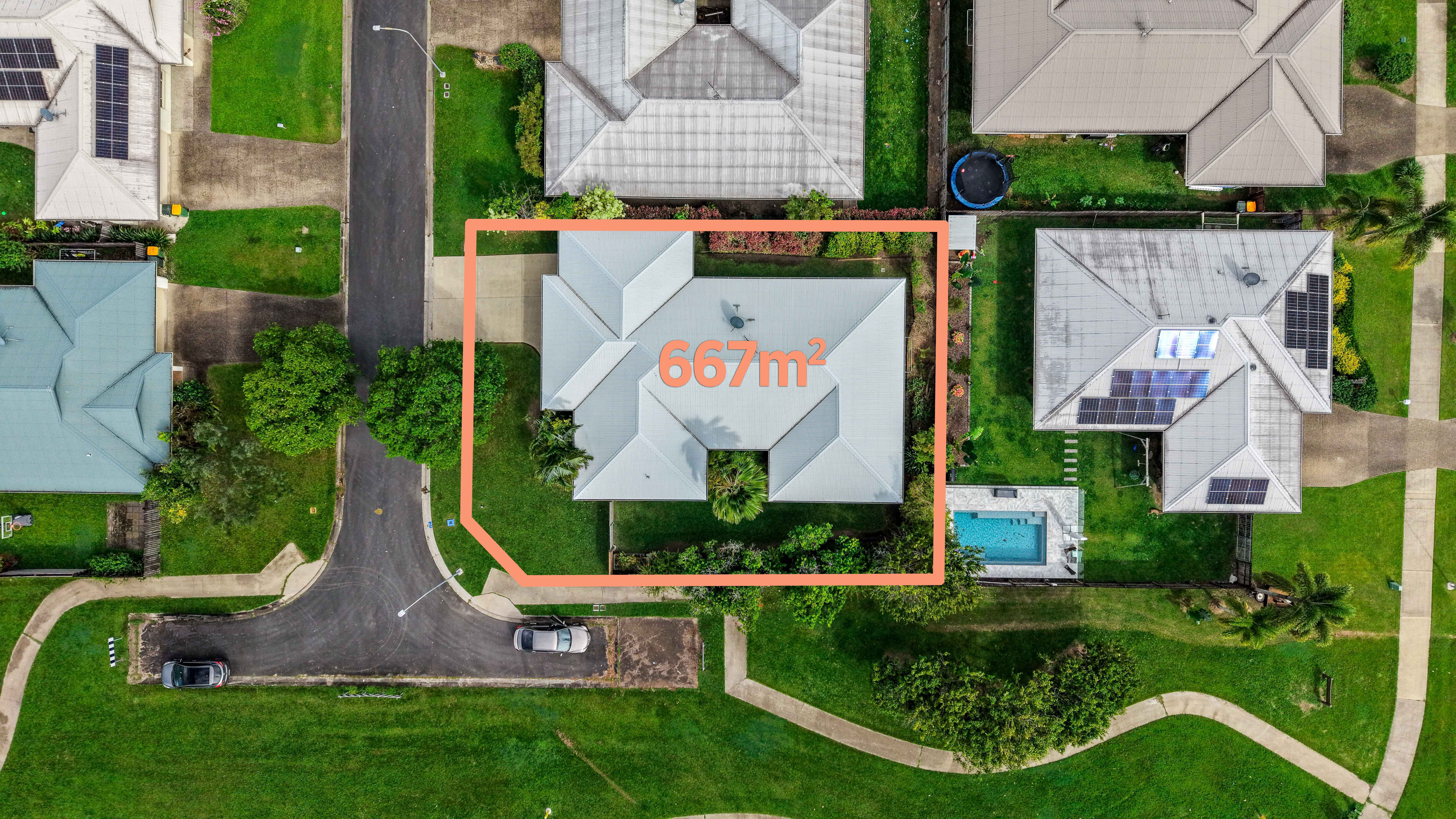 7 Paramount Close, White Rock - Thumbnail 3