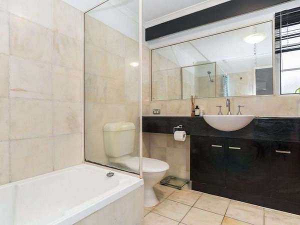 32/327-329 Lake Street, Cairns North - Thumbnail 5