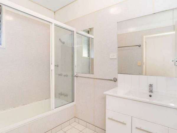 106 McCormack Street, Manunda - Thumbnail 7