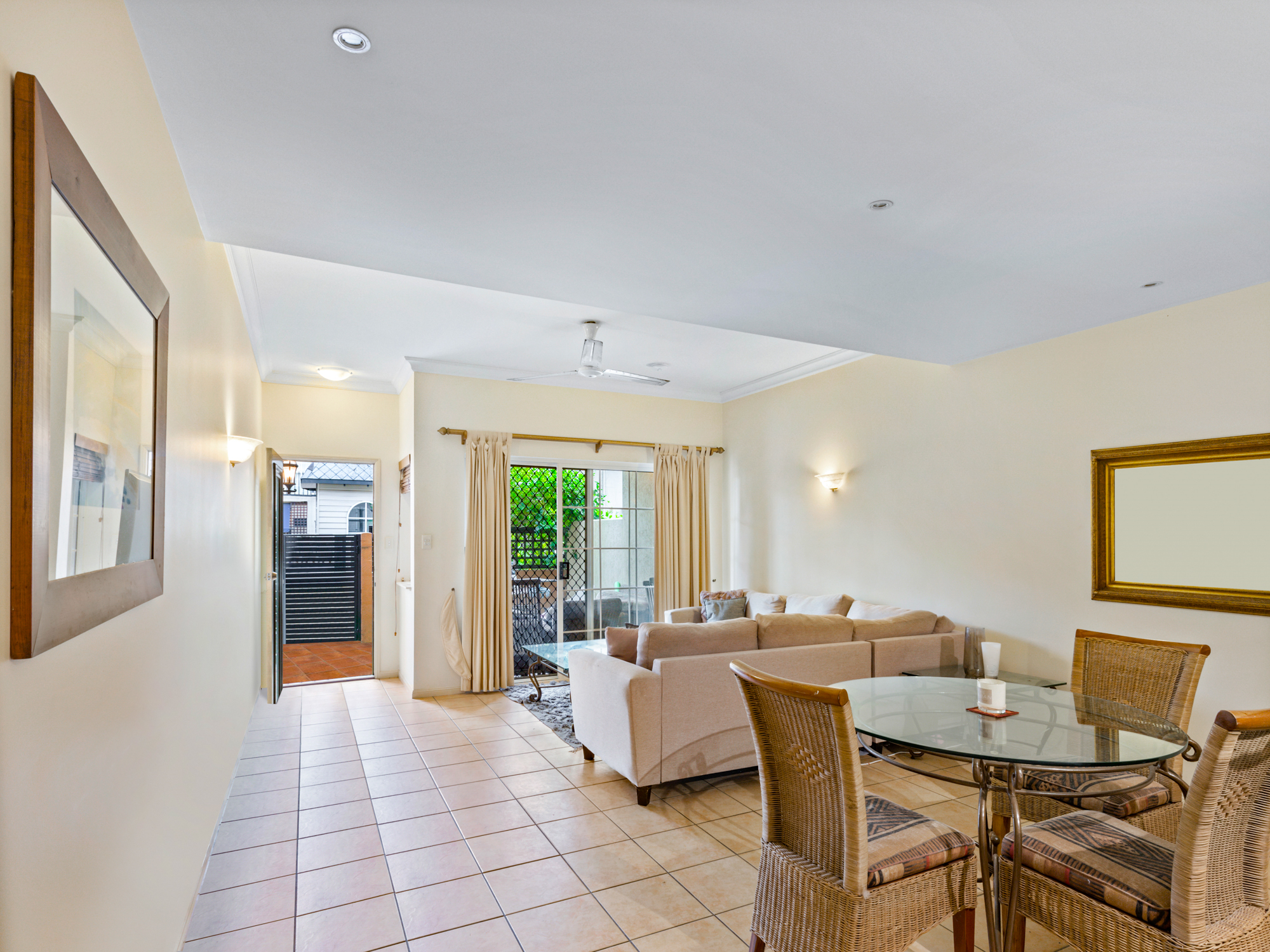 105/2 Greenslopes Street, Cairns North - Thumbnail 5