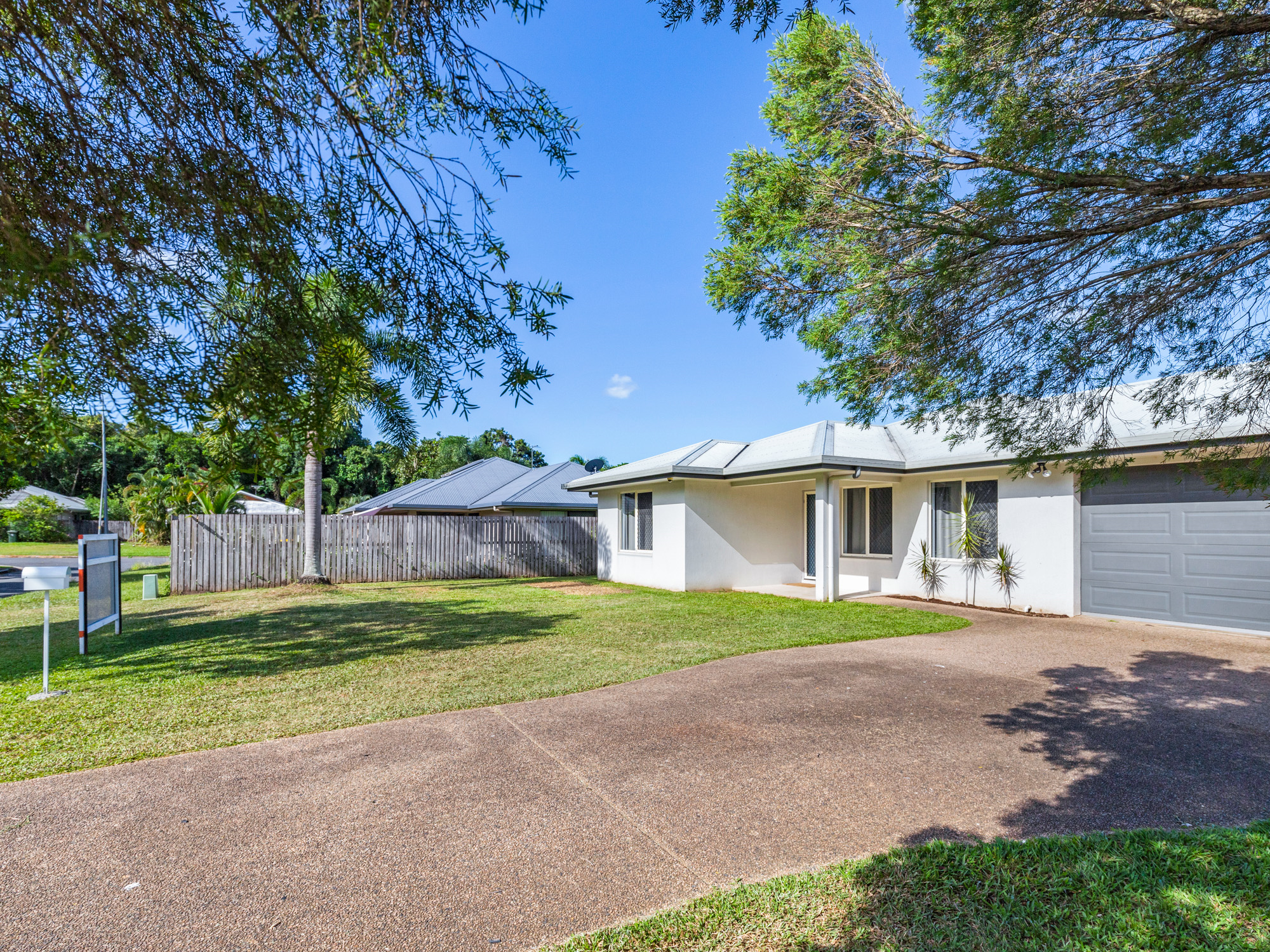6 Neales Street, Bentley Park - Thumbnail 2