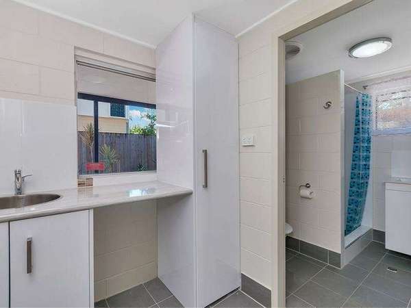 359 Draper Street, Parramatta Park - Thumbnail 7