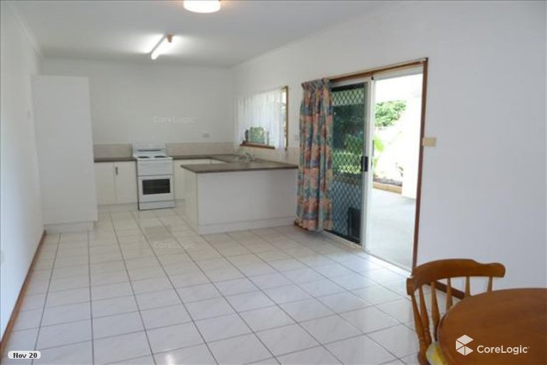 18 Adventure Close, Bentley Park - Thumbnail 7