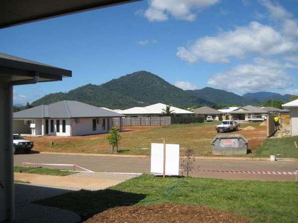 L265 Perserverance Street, Redlynch - Thumbnail 5