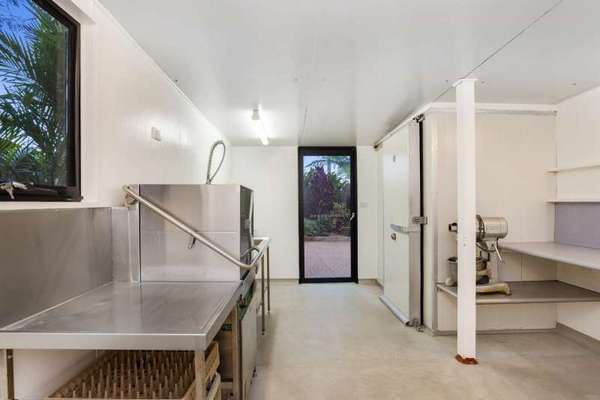 6 Thornton Court, White Rock - Thumbnail 6