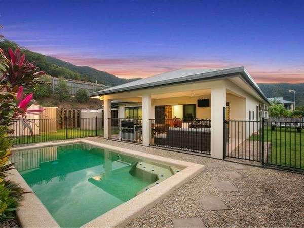 17 DENSMORE CLOSE, Bentley Park - Thumbnail 2