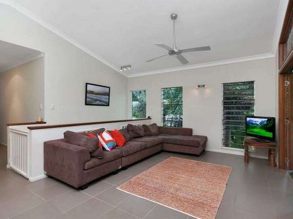 1 Powell Place, Bentley Park - Thumbnail 2