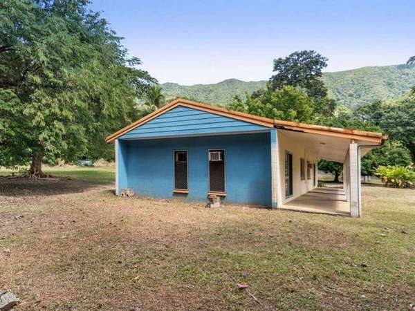 32 HARVEY ROAD, Redlynch - Thumbnail 7