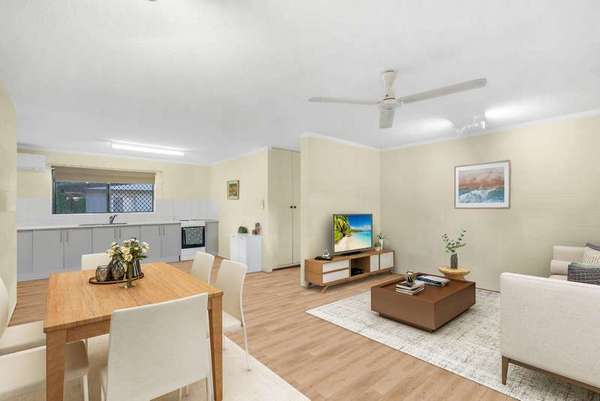 4/10 Girralong Street, Woree - Image 1