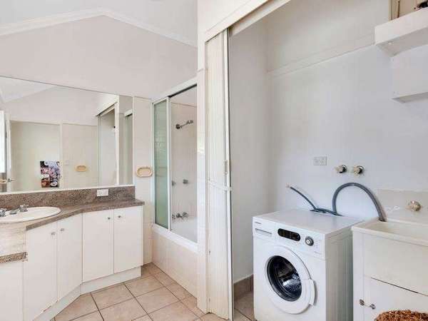 3/426 McCoombe Street, Mooroobool - Thumbnail 7