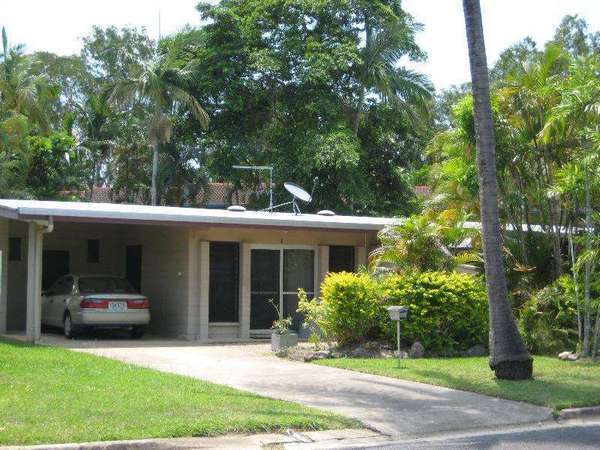 23 Mimosa Street, Holloways Beach - Thumbnail 3