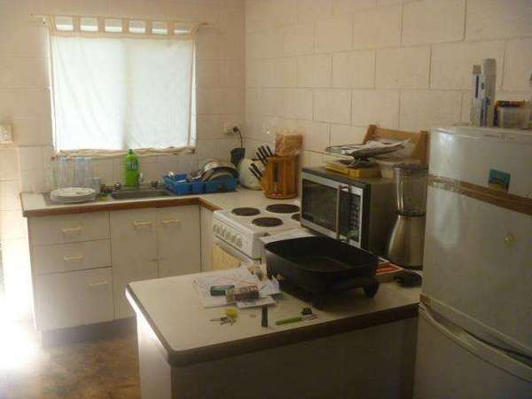 4/2 Mayers Street, Manunda - Thumbnail 2
