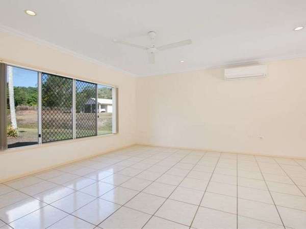 1 Bridge Close, Brinsmead - Thumbnail 8