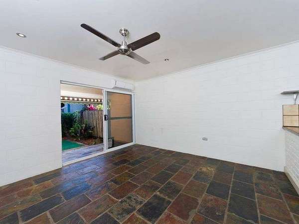 6/38 Old Smithfield Road, Freshwater - Thumbnail 5