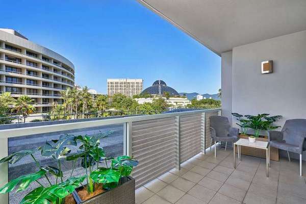 405/1 Marlin Parade, Cairns City - Thumbnail 2