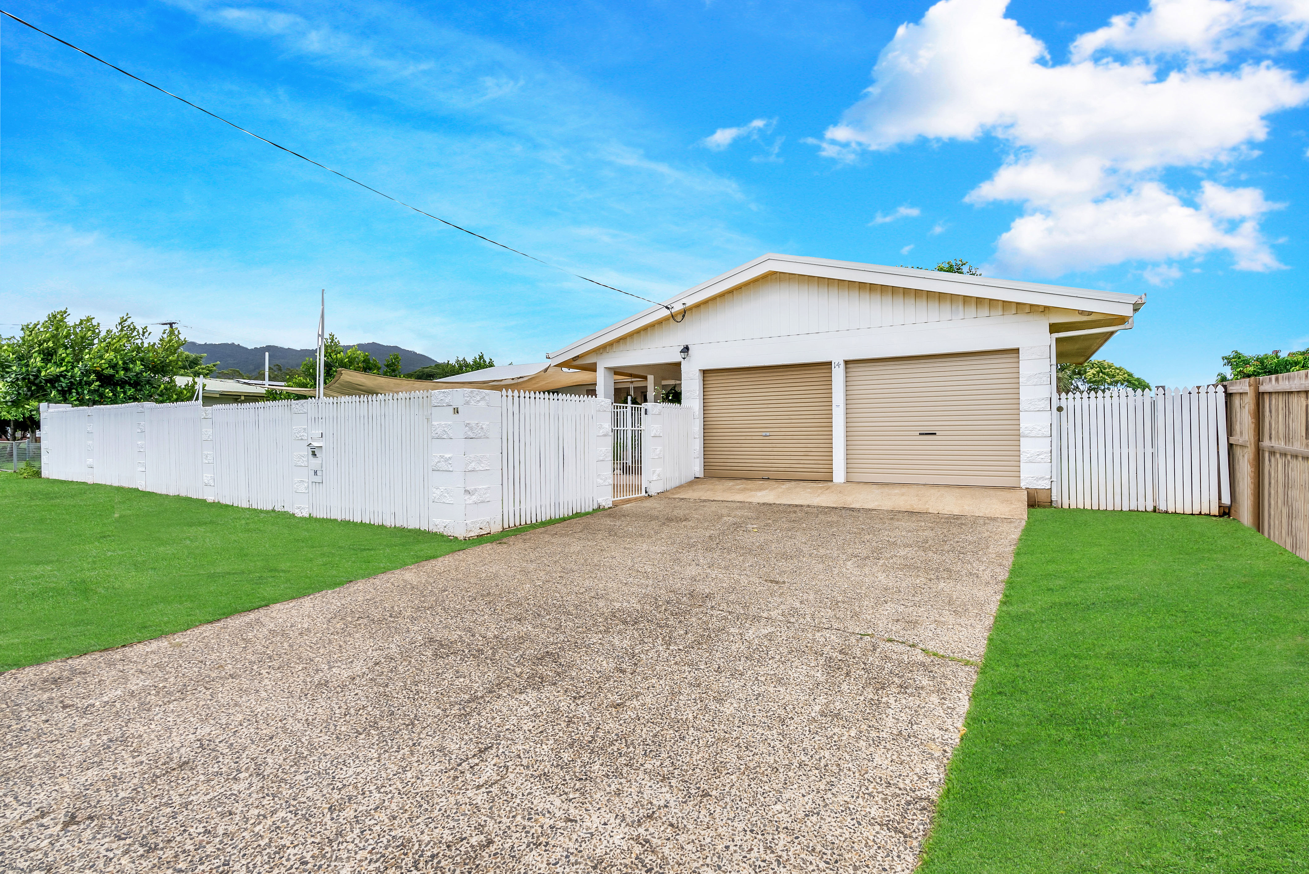 14 Lynette St, Woree - Thumbnail 2